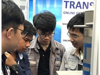 Streamer mendemonstrasikan produk di IEEE-PES Asia GTD 2019 Streamer mendemonstrasikan produk di IEEE-PES Asia GTD 2019